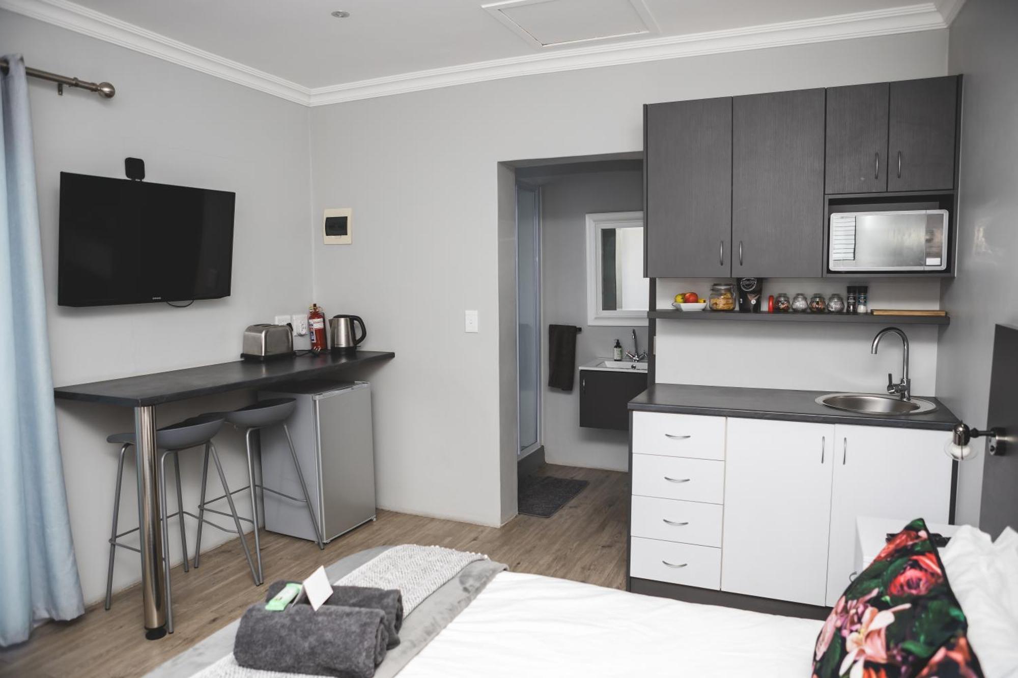 Wanderlust Private Studio Apartment Langebaan Bagian luar foto